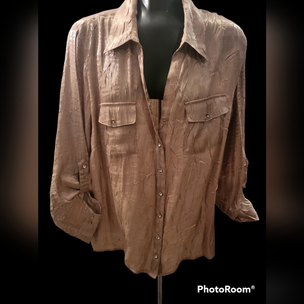 Fawn shimmer buttondown